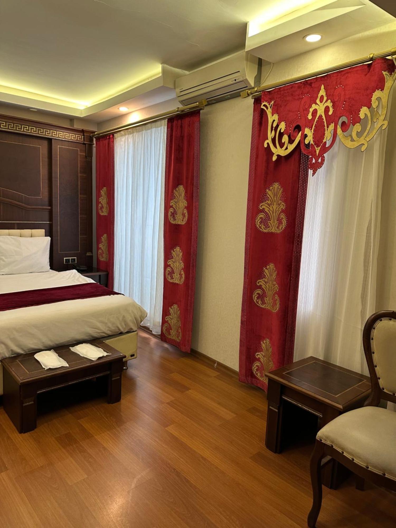 Napolyon Hotel Istanbul Ngoại thất bức ảnh